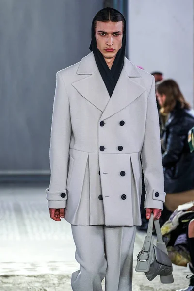 Milan Italy February Model Walks Runway Trussardi Fashion Show Milan — Stockfoto