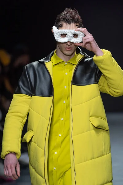 Milan Italië Februari Een Modelloopbaan Modeshow Tokyo James Tijdens Fashion — Stockfoto