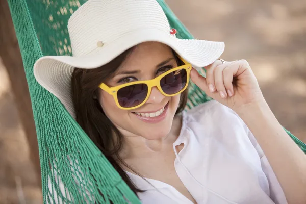 Young woman in the hammock — Stock Photo, Image