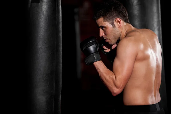 Boxeador joven luchador — Foto de Stock