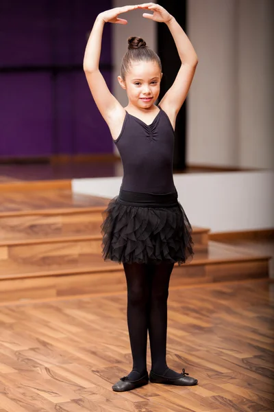 Милая маленькая балерина — стоковое фото