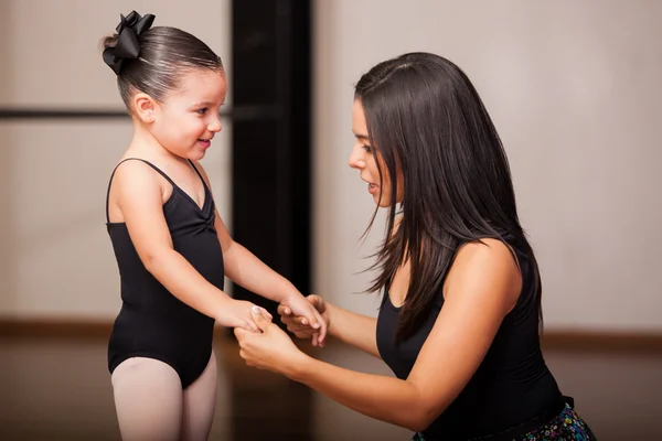 Instructor comforting a student — Stock Photo, Image