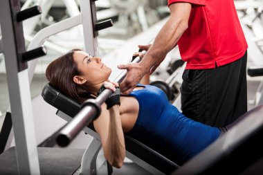 barbell ile kız