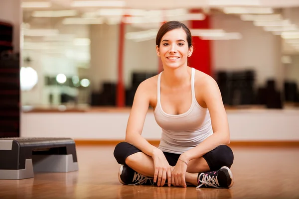 Portrait of a girl in the gym — Stock Photo, Image