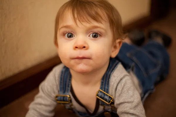 Hermoso bebé niño — Foto de Stock