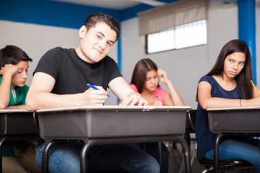 Bir testle mutlu öğrenci