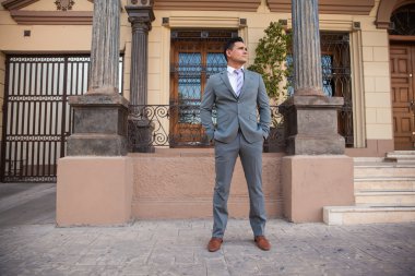 avukat Adliye dışında