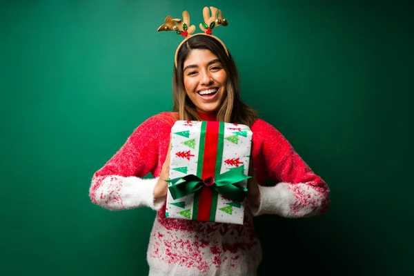 Have Present You Cheerful Latin Woman Give Beautiful Christmas Present — Stock Photo, Image