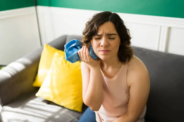 Wisdom Teeth Stressed Woman Having Lot Pain Putting Compress Her — Stock Photo, Image