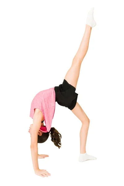 Gimnastyczka Podnosi Nogę Pracuje Nad Elastycznością Ciała Sportowa Dziewczyna Szkolenia — Zdjęcie stockowe