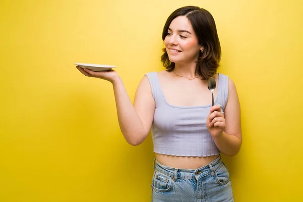 Hungry Want Some Food Attractive Woman Cravings Looking Empty Plate — Stock Photo, Image