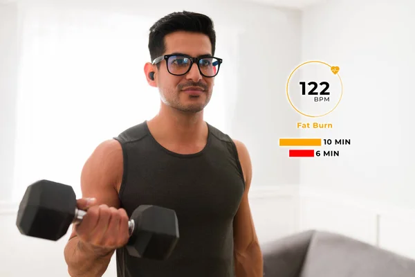 Technologie Budoucnosti Fitness Hispánský Muž Nosí Rozšířené Brýle Reality Pomocí — Stock fotografie