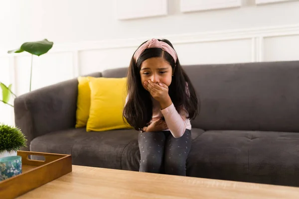 Hispanic Girl Feels Ill Covering Her Mouth Because Nausea Little — Stock Photo, Image