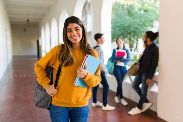 Going Library Gorgeous Latin Woman Carrying Her Books Notebooks Study — Stockfoto