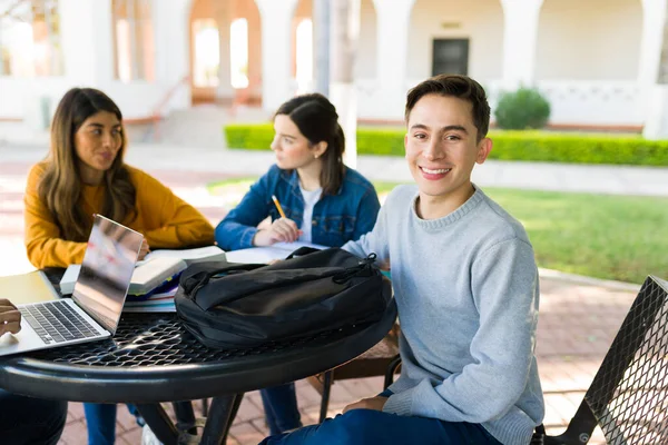 Attractive Student Study Group University Getting Ready College Exam — Stockfoto
