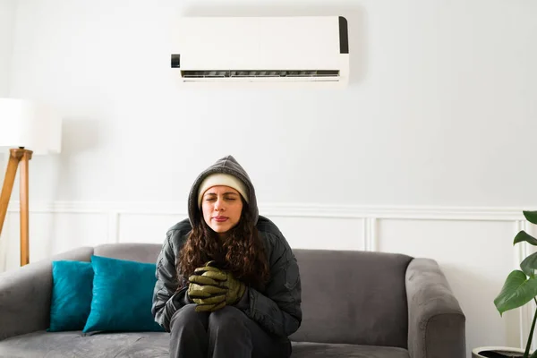 Cold Hispanic Woman Cooling Living Room Beautiful Woman Warm Jacket — Foto de Stock