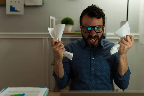 Furious Crazy Man Getting Angry While Trying Finish Work Deadline — 스톡 사진