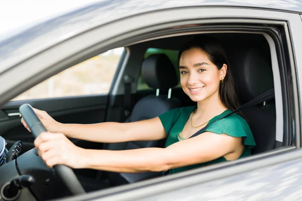 Portrait Beautiful Young Woman Getting Wheel While Traveling Car — ストック写真