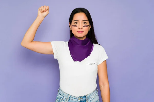 Portrait Serious Young Woman Supporting Female Power Feminist Protest — Stock fotografie