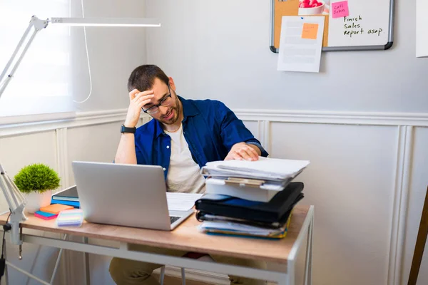 Stressed Man Working Home Lot Work Young Man Feeling Worried — Stockfoto
