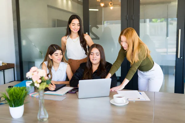 Multiracial Business Partners Smiling Working Together Meeting Room While Finishing — Fotografia de Stock