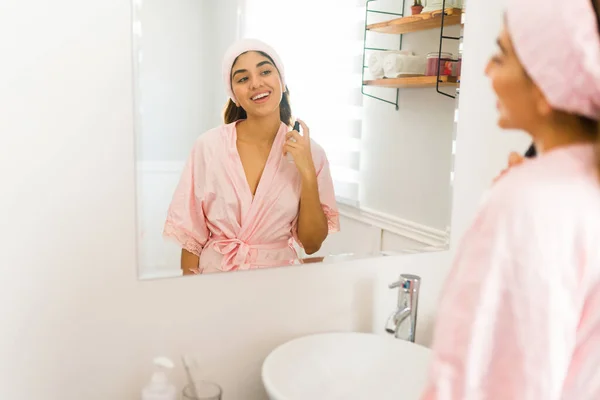 Mexican Young Woman Putting Fragrance Her Body Toner Spray Doing — Zdjęcie stockowe