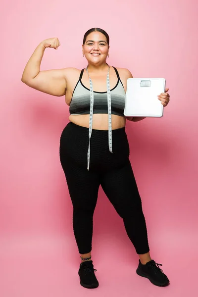 Full Length Strong Obese Woman Activewear Losing Weight Fitness Workout — Stockfoto