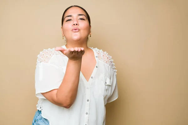 Romantic Overweight Woman Blowing Kiss Feeling Love While Looking Romantic — Stock fotografie