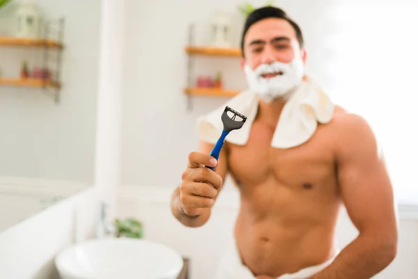 Focus Foreground Shirtless Young Man Shaving Cream Holding Disposable Razor — 스톡 사진