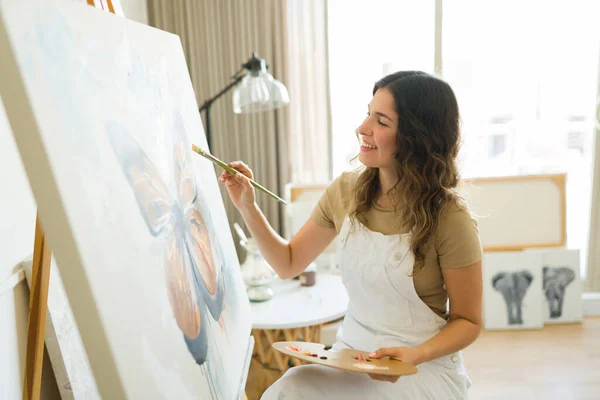 Cheerful Young Artist Smiling Feeling Inspiration While Creating New Painting — Stock Photo, Image