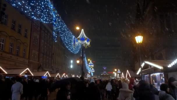 Wroclaw Polônia Novembro 2021 Belo Quadrado Brilhante Durante Mercado Natal — Vídeo de Stock