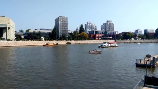 Wroclaw Poland November 2021 Picturesque View Odra Ships Sail River — Stock Video