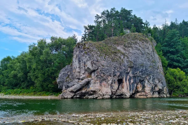 Rocks Mountains Greenery Mountain River Flows Nearby — ストック写真