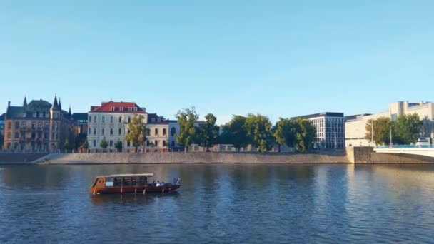 Wroclaw Poland June 2022 Ship Sailing Odra River Tourist Entertainment — 图库视频影像