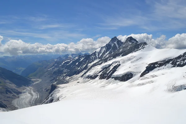 Montagne, ghiacciai e pascoli Alpi austriache — Foto Stock