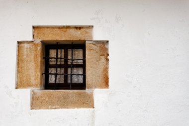 güzel küçük taş pencere
