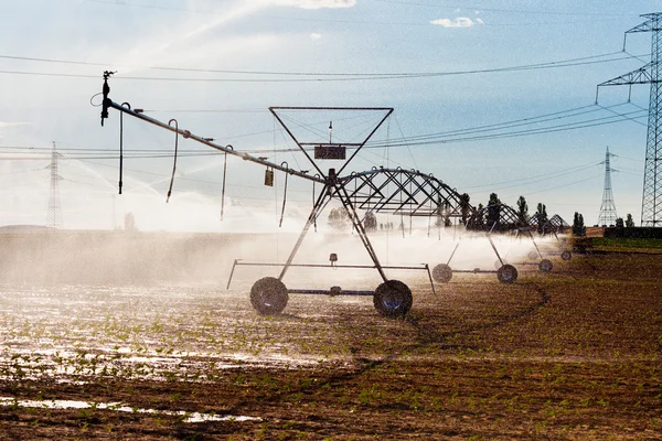 Irrigazione ed energia elettrica — Foto Stock