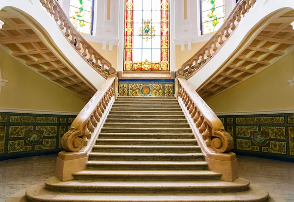 Old marble staircase — Stock Photo, Image