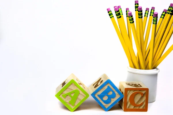 ABC i ołówki tło — Zdjęcie stockowe