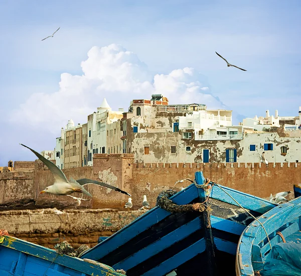 மொராக்கோவில் நீல மீன்பிடி படகுகள் — ஸ்டாக் புகைப்படம்