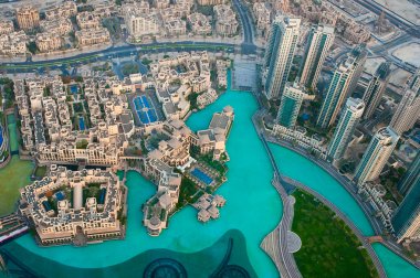 Dubai, Birleşik Arap Emirlikleri-Haziran 7: kenti gözlem güverte burj Dubai en yüksek dünyanın 7 Haziran 2013 dubai Binası