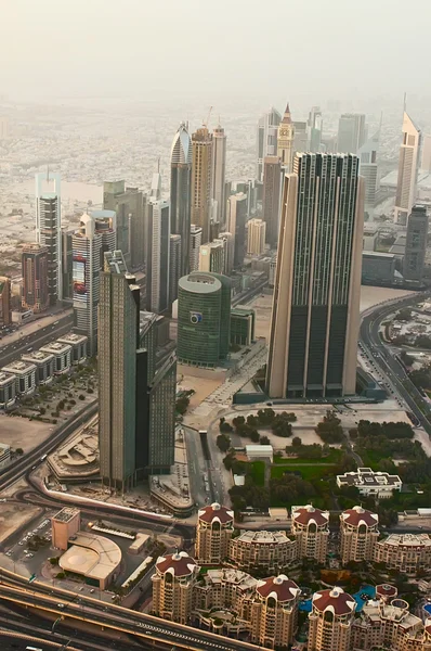 Dubai, Birleşik Arap Emirlikleri-Haziran 7: kenti gözlem güverte burj Dubai en yüksek dünyanın 7 Haziran 2013 dubai Binası — Stok fotoğraf