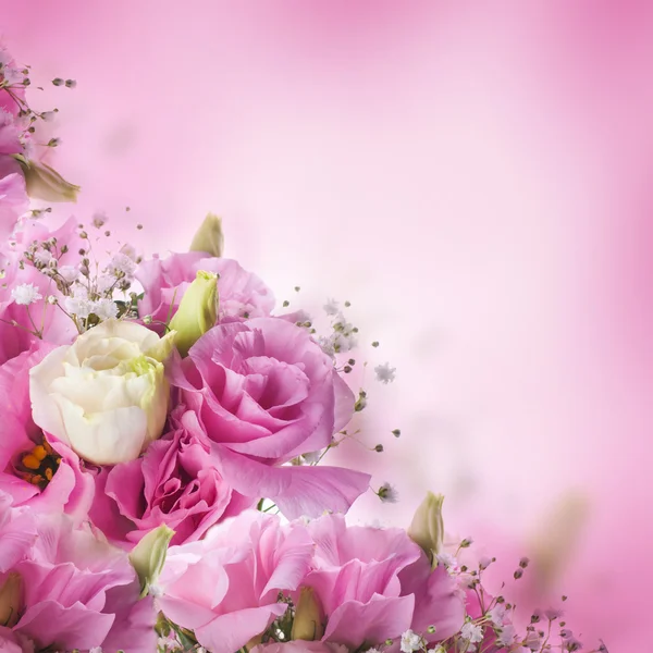 Strauß rosa Rosen, floraler Hintergrund — Stockfoto