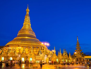 shwedagon pagoda yangon yapılan