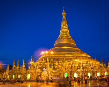 shwedagon pagoda yangon yapılan