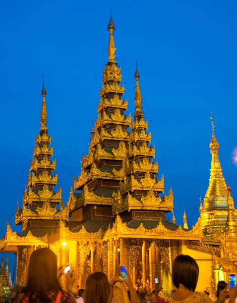 Shwedagon pagoda in Yangón — Foto de Stock