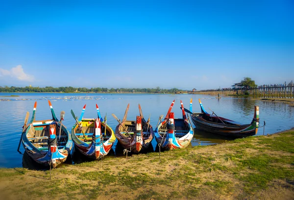 Old fishing boats on a river in Myanmar — Stock Photo, Image