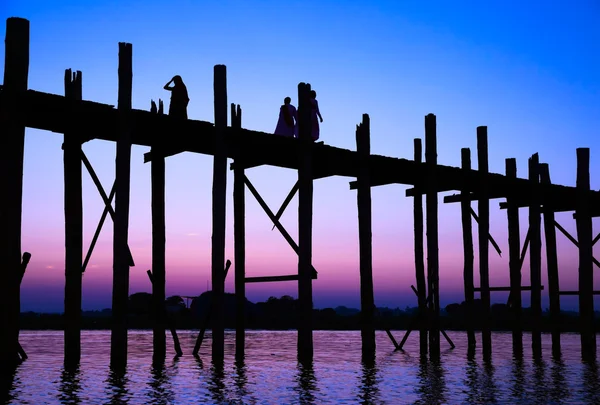 Brücke u-bein teak bridge — Stockfoto