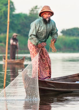 Balık ile balıkçılar