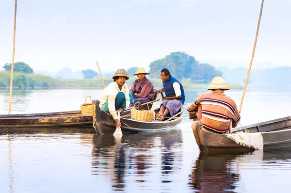 Fishermen with fish — Stock Photo, Image